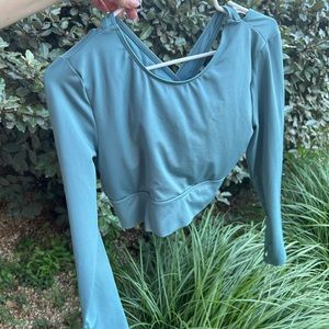 Blue Long-sleeve workout crop top